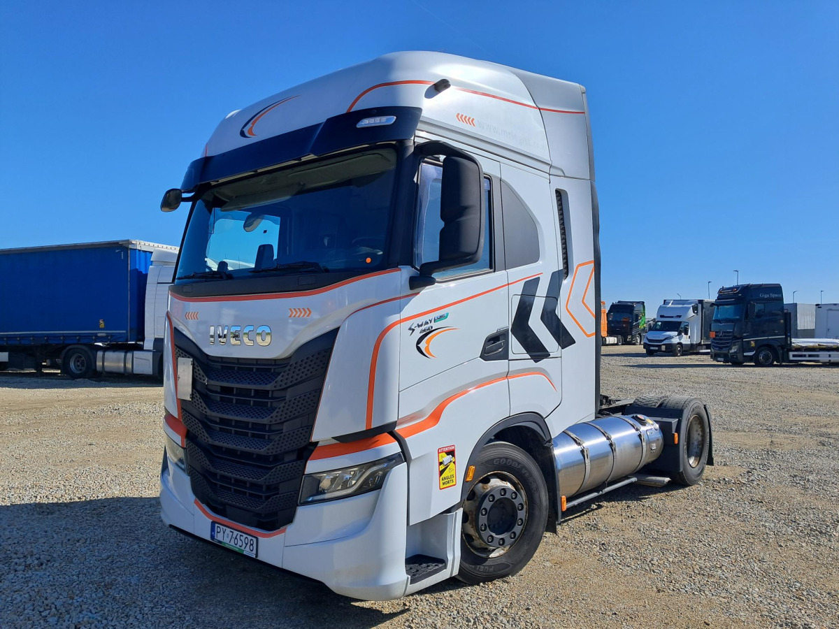 IVECO AS440ST/FP LT LNG CIĄGNIK SIODŁOWY - Vlačilec: slika 3 IVECO AS440ST/FP LT LNG CIĄGNIK SIODŁOWY - Vlačilec: slika 3
