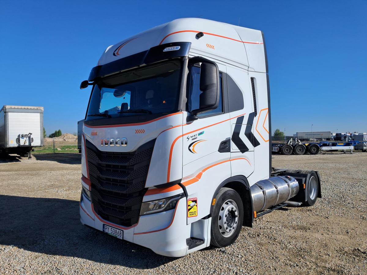 IVECO AS440ST/FP LT LNG CIĄGNIK SIODŁOWY - Vlačilec: slika 3 IVECO AS440ST/FP LT LNG CIĄGNIK SIODŁOWY - Vlačilec: slika 3