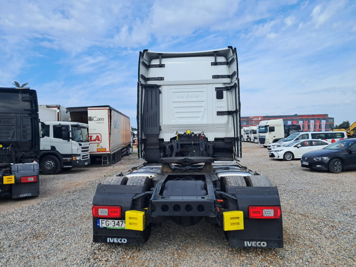 IVECO AS440ST/P CIĄGNIK SIODŁOWY - Vlačilec: slika 4 IVECO AS440ST/P CIĄGNIK SIODŁOWY - Vlačilec: slika 4