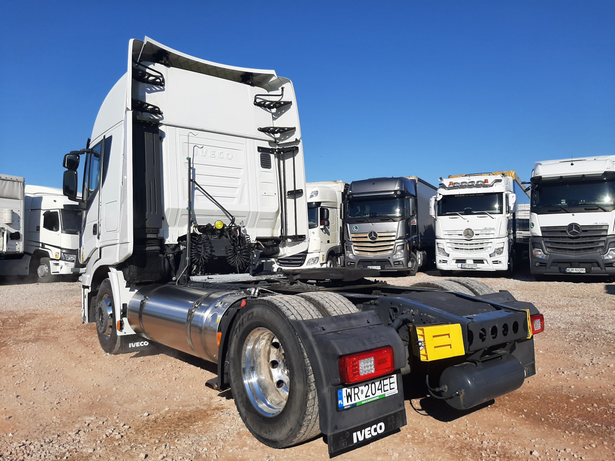 IVECO AS440ST/P LNG CIĄGNIK SIODŁOWY - Vlačilec: slika 4 IVECO AS440ST/P LNG CIĄGNIK SIODŁOWY - Vlačilec: slika 4