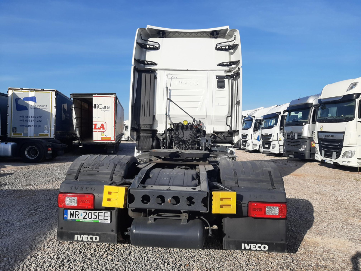 IVECO AS440ST/P LNG CIĄGNIK SIODŁOWY - Vlačilec: slika 5 IVECO AS440ST/P LNG CIĄGNIK SIODŁOWY - Vlačilec: slika 5