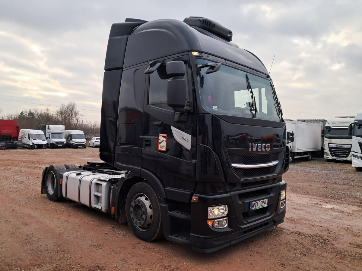IVECO AS440T/ FP LT CIĄGNIK SIODŁOWY - Vlačilec: slika 1 IVECO AS440T/ FP LT CIĄGNIK SIODŁOWY - Vlačilec: slika 1