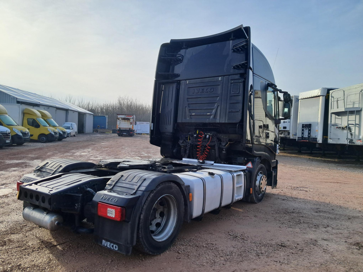 IVECO AS440T/ FP LT CIĄGNIK SIODŁOWY - Vlačilec: slika 4 IVECO AS440T/ FP LT CIĄGNIK SIODŁOWY - Vlačilec: slika 4
