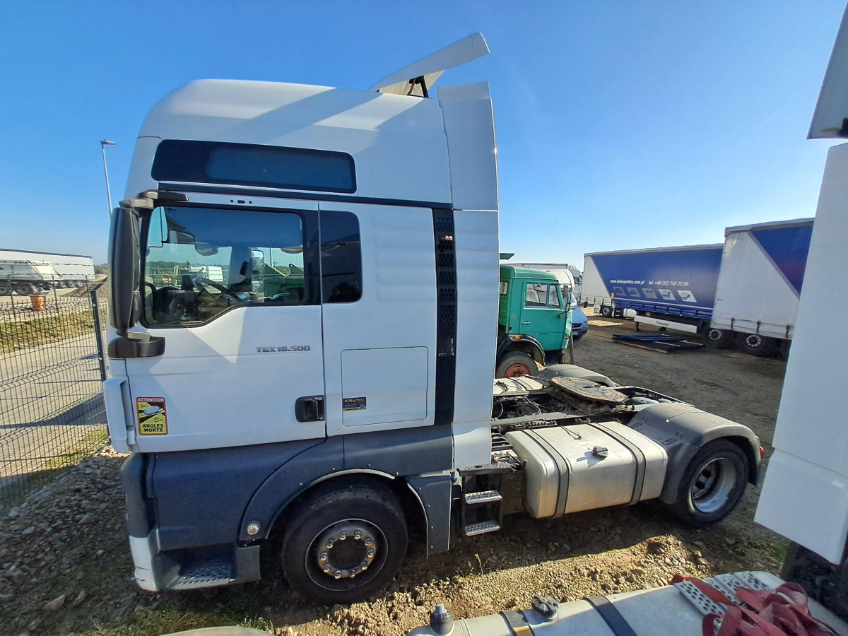 MAN TGX 18.510 CIĄGNIK SIODŁOWY - Vlačilec: slika 3 MAN TGX 18.510 CIĄGNIK SIODŁOWY - Vlačilec: slika 3