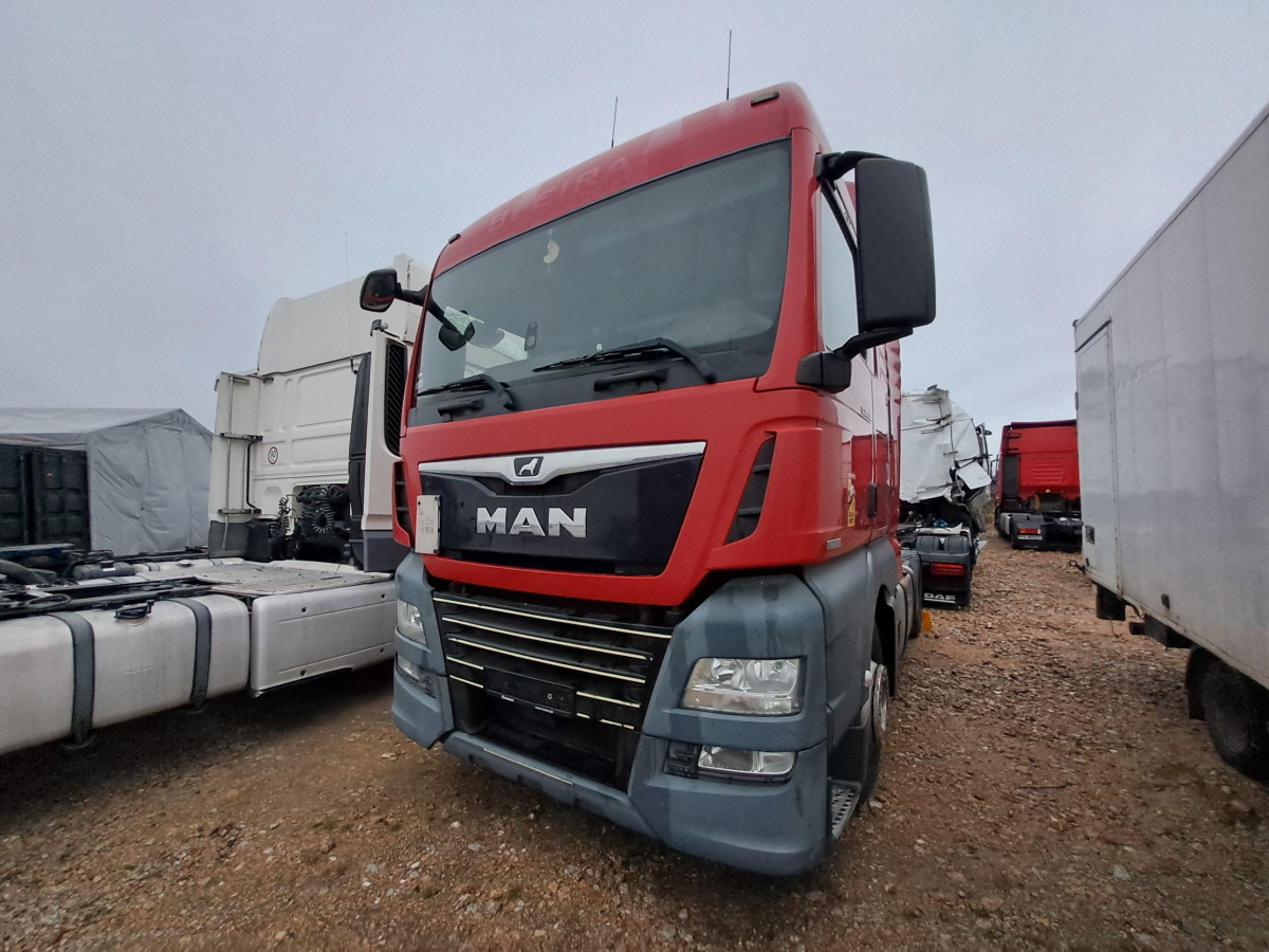 MAN TGX CIĄGNIK SIODŁOWY - Vlačilec: slika 2 MAN TGX CIĄGNIK SIODŁOWY - Vlačilec: slika 2