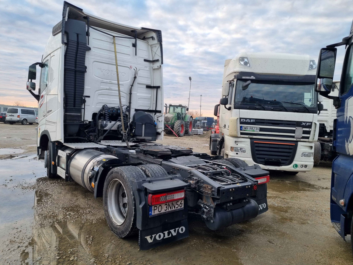 VOLVO FH 460 CIĄGNIK SIODŁOWY - Vlačilec: slika 5 VOLVO FH 460 CIĄGNIK SIODŁOWY - Vlačilec: slika 5
