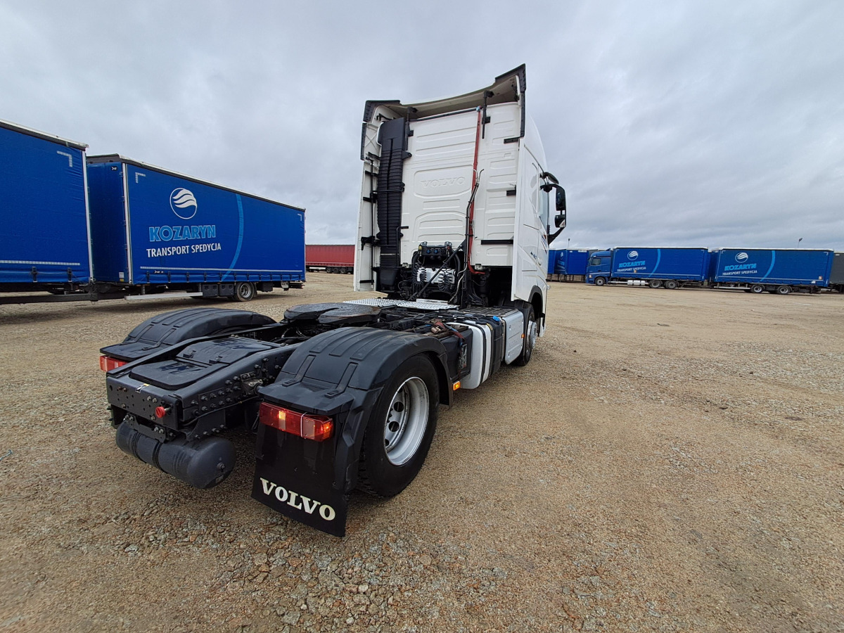 VOLVO FH 460 CIĄGNIK SIODŁOWY - Vlačilec: slika 5 VOLVO FH 460 CIĄGNIK SIODŁOWY - Vlačilec: slika 5