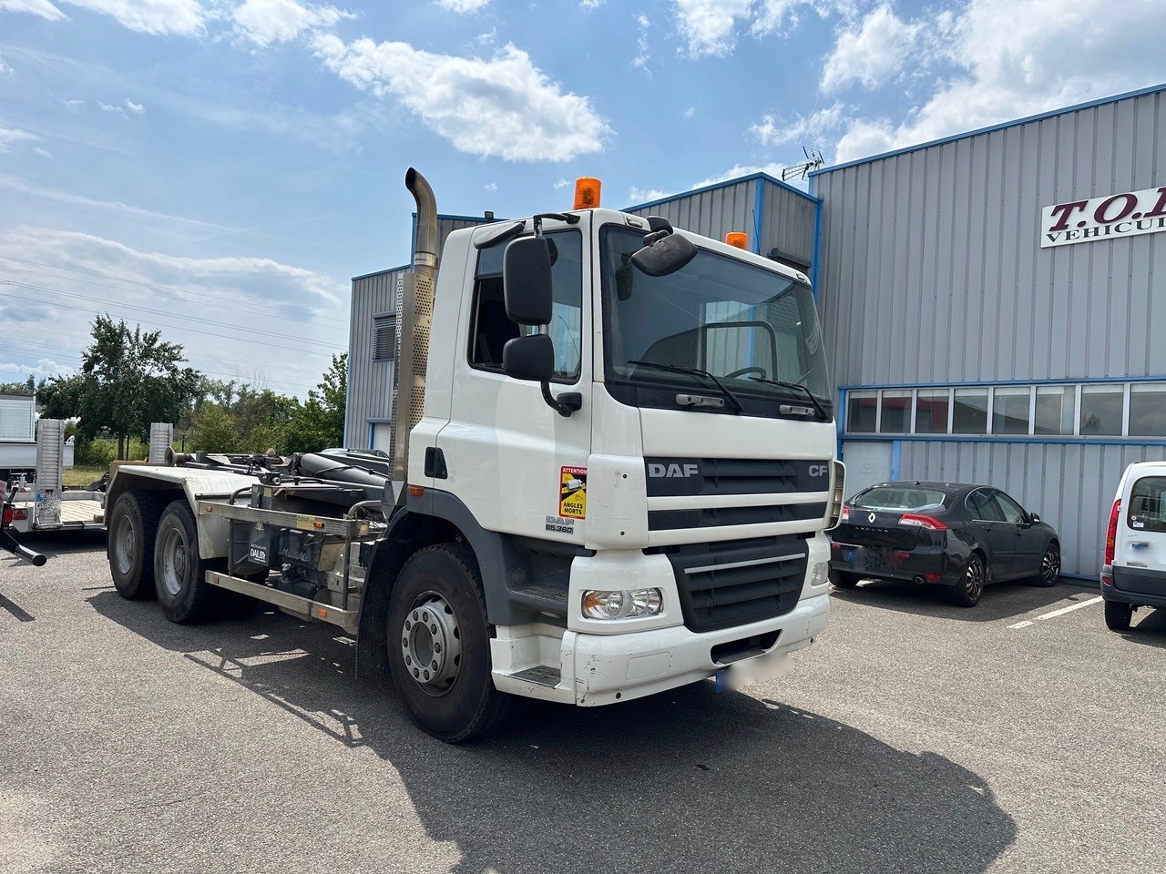 DAF CF 85.360 - Kotalni prekucni tovornjak: slika 4 DAF CF 85.360 - Kotalni prekucni tovornjak: slika 4