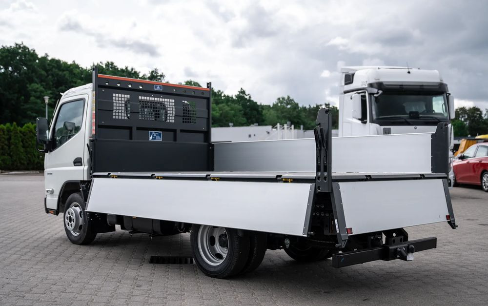 FUSO Canter 3S13 3W Scattolini - Tovornjak prekucnik: slika 5 FUSO Canter 3S13 3W Scattolini - Tovornjak prekucnik: slika 5