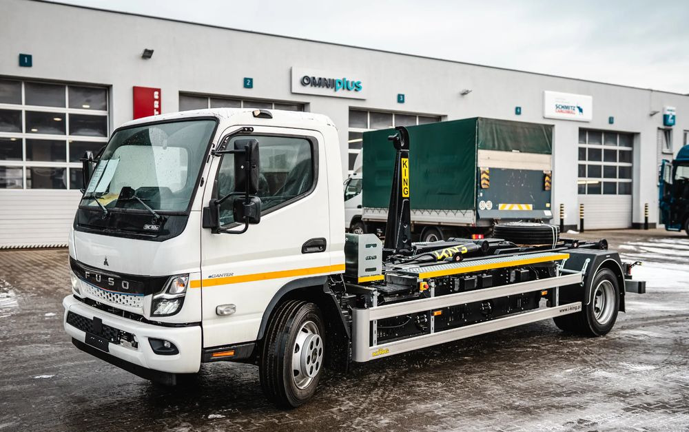 FUSO eCanter 9C18 Elektryczny Hakowiec - Smetarski tovornjak: slika 2 FUSO eCanter 9C18 Elektryczny Hakowiec - Smetarski tovornjak: slika 2