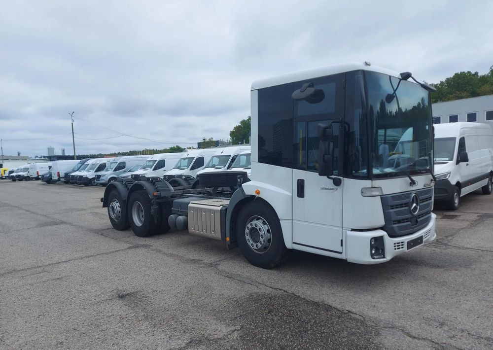 Mercedes-Benz Econic 2630 L ENA - Tovornjak-šasija: slika 3 Mercedes-Benz Econic 2630 L ENA - Tovornjak-šasija: slika 3
