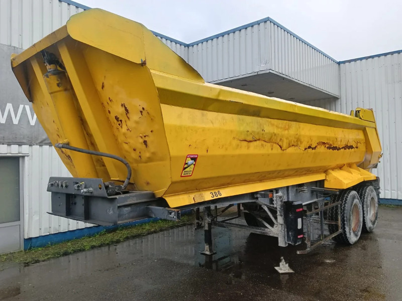 Fruehauf 2 Axle Steel Tipper , Spring Suspension , Drum Brakes - Kiper polprikolica: slika 1 Fruehauf 2 Axle Steel Tipper , Spring Suspension , Drum Brakes - Kiper polprikolica: slika 1