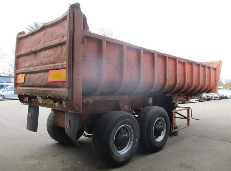 Fruehauf D33C , 2 axle , Steel tipper trailer , Drum Brakes , Spring suspension - Kiper polprikolica: slika 3 Fruehauf D33C , 2 axle , Steel tipper trailer , Drum Brakes , Spring suspension - Kiper polprikolica: slika 3