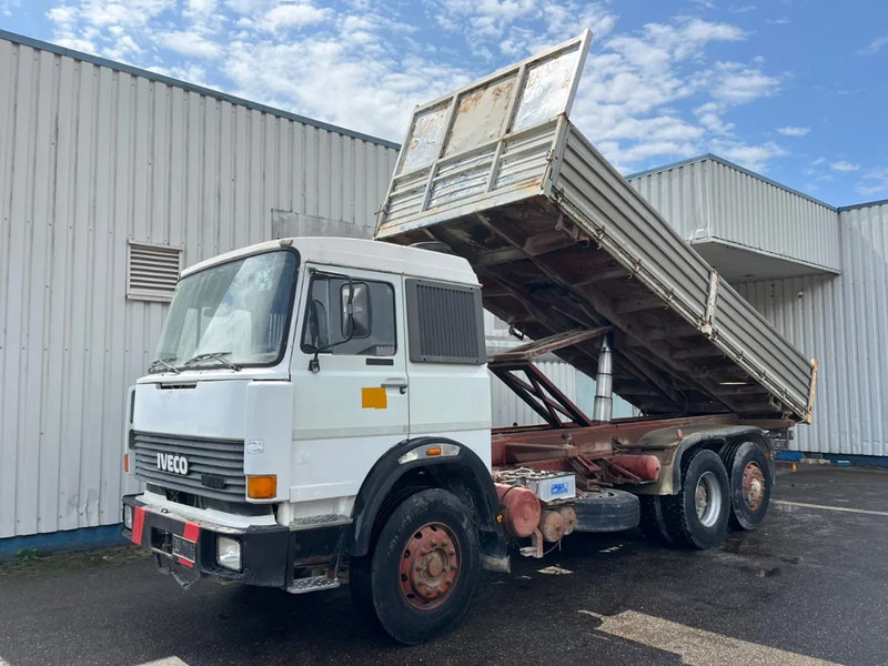 Iveco Turbostar 190-38 , 6x2 , V8 Watercooling , 3 Way Tipper , Spring Suspension , Manual - Tovornjak prekucnik: slika 1 Iveco Turbostar 190-38 , 6x2 , V8 Watercooling , 3 Way Tipper , Spring Suspension , Manual - Tovornjak prekucnik: slika 1