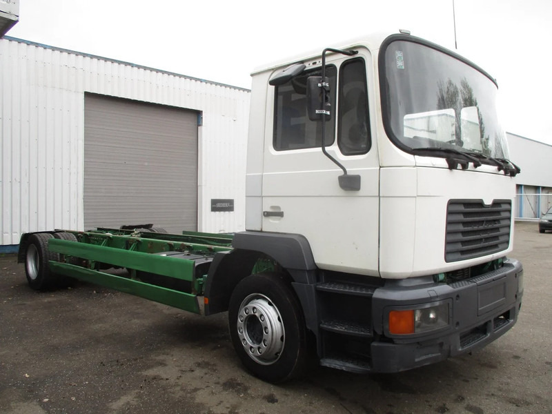 MAN 18.314 , Manual , 6 Cylinder - Tovornjak-šasija: slika 4 MAN 18.314 , Manual , 6 Cylinder - Tovornjak-šasija: slika 4