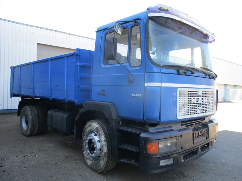 MAN 19.422 , Manual , 3 way tipper , Spring suspension - Tovornjak prekucnik: slika 4 MAN 19.422 , Manual , 3 way tipper , Spring suspension - Tovornjak prekucnik: slika 4