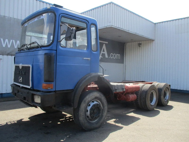 MAN 26.280 , 6x4 , ZF Manual , Spring suspension - Tovornjak-šasija: slika 1 MAN 26.280 , 6x4 , ZF Manual , Spring suspension - Tovornjak-šasija: slika 1