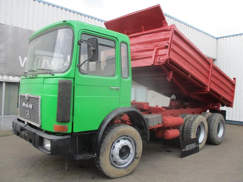 MAN 26.280 , Manual , 6x4 , 3 Way Tipper , Spring suspension - Tovornjak prekucnik: slika 1 MAN 26.280 , Manual , 6x4 , 3 Way Tipper , Spring suspension - Tovornjak prekucnik: slika 1