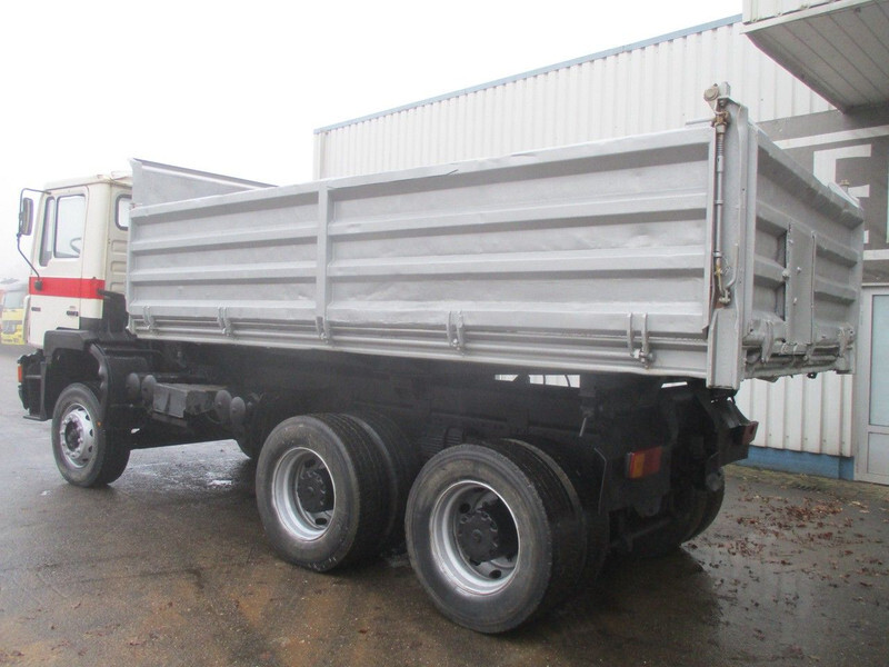 MAN 26 322 ZF Manual , 6x4 , 3 way tipper , Spring suspension - Tovornjak prekucnik: slika 5 MAN 26 322 ZF Manual , 6x4 , 3 way tipper , Spring suspension - Tovornjak prekucnik: slika 5