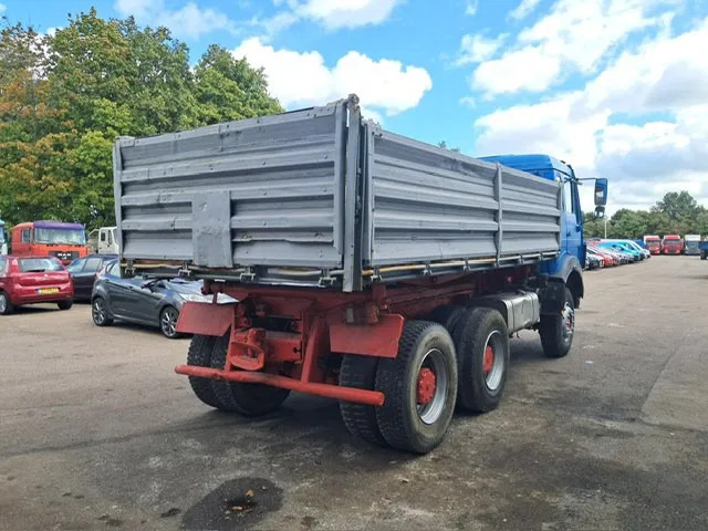 Mercedes-Benz SK 2635 , V8 , Bi Turbo , 6x4 , ZF Manual , 3 Way Tipper , Spring suspension - Tovornjak prekucnik: slika 4 Mercedes-Benz SK 2635 , V8 , Bi Turbo , 6x4 , ZF Manual , 3 Way Tipper , Spring suspension - Tovornjak prekucnik: slika 4