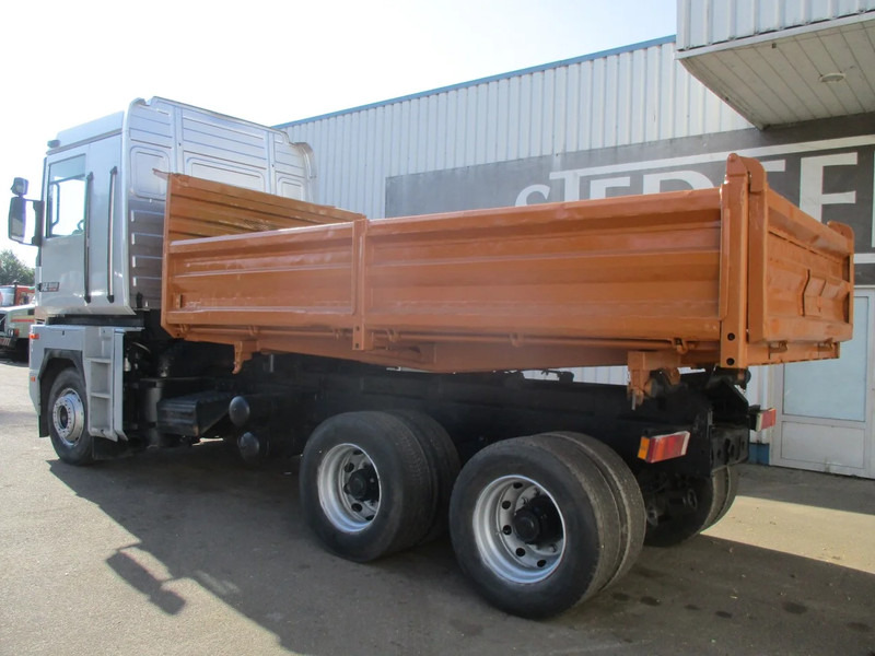 Renault Magnum AE 385 TI , 6x4, 3 Way Tipper ,Manual , Airco ,Spring suspension - Tovornjak prekucnik: slika 5 Renault Magnum AE 385 TI , 6x4, 3 Way Tipper ,Manual , Airco ,Spring suspension - Tovornjak prekucnik: slika 5