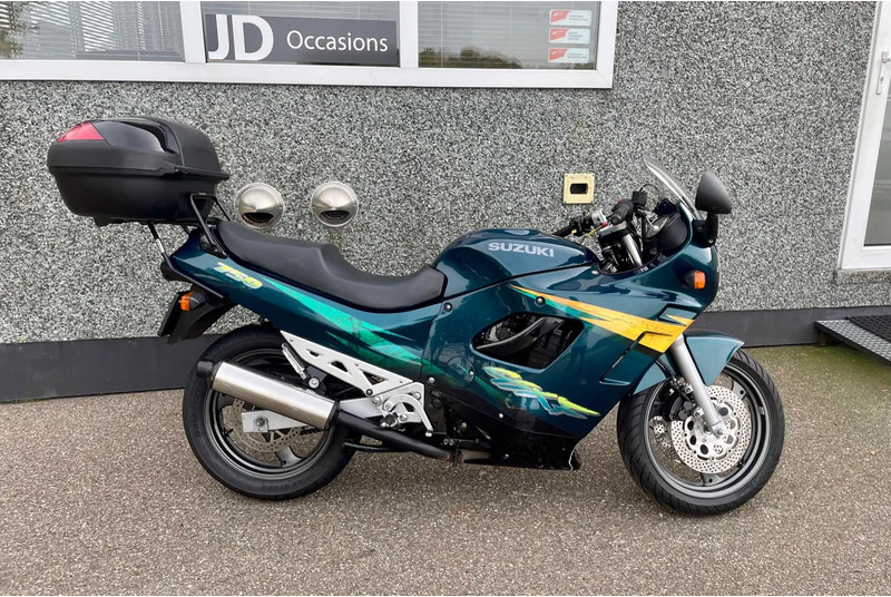 Suzuki GSX 600 F - Motorno kolo: slika 1 Suzuki GSX 600 F - Motorno kolo: slika 1