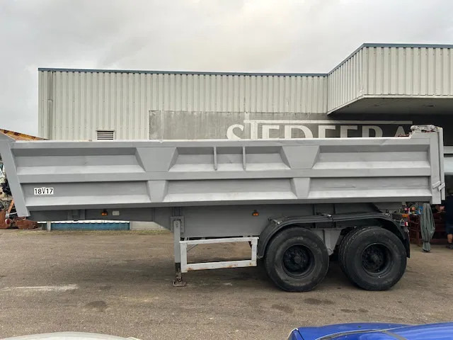 Trax 2 Axle Steel Tipper , Spring Suspension , Drum Brakes - Kiper polprikolica: slika 2 Trax 2 Axle Steel Tipper , Spring Suspension , Drum Brakes - Kiper polprikolica: slika 2