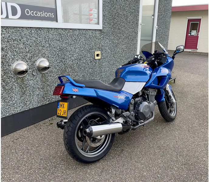 Triumph SPRINT 900 - Motorno kolo: slika 5 Triumph SPRINT 900 - Motorno kolo: slika 5