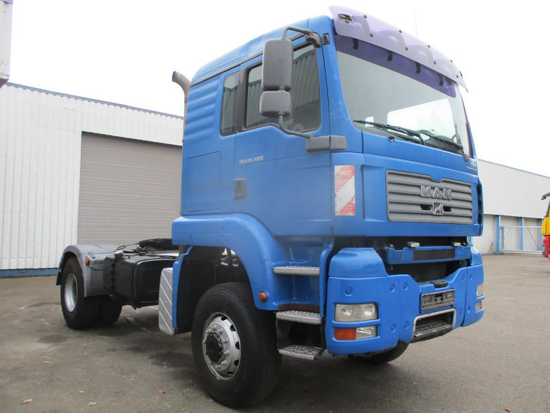 MAN TGA 18.480 /S , 4x4 , ZF Manual , Intarder , Airco - Vlačilec: slika 4 MAN TGA 18.480 /S , 4x4 , ZF Manual , Intarder , Airco - Vlačilec: slika 4