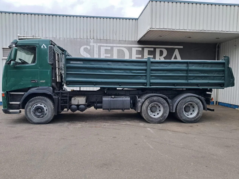 Volvo FH 12 - 460 , 6x2 , 3 Way Tipper, Spring Suspension , Manual Gearbox, Airco - Tovornjak prekucnik: slika 5 Volvo FH 12 - 460 , 6x2 , 3 Way Tipper, Spring Suspension , Manual Gearbox, Airco - Tovornjak prekucnik: slika 5