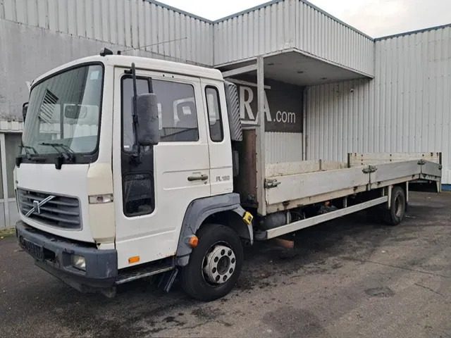 Volvo FL6-07 , Plateau / Car Transporter, Spring Suspension - Tovornjak avtotransporter: slika 1 Volvo FL6-07 , Plateau / Car Transporter, Spring Suspension - Tovornjak avtotransporter: slika 1