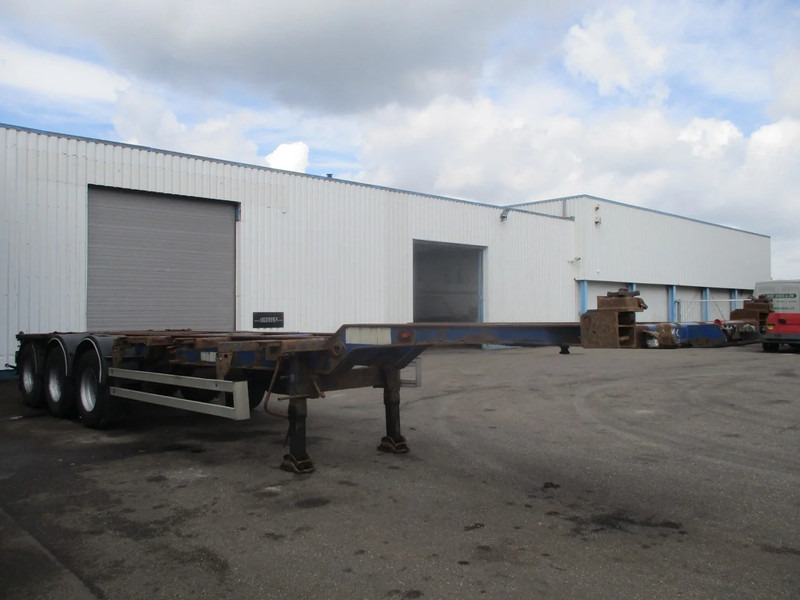 Wielton NS34P , Container trailer , 3 ROR axles , drum brakes , air suspension - Kontejnerska polprikolica/ Polprikolica z zamenljivim tovoriščem: slika 4 Wielton NS34P , Container trailer , 3 ROR axles , drum brakes , air suspension - Kontejnerska polprikolica/ Polprikolica z zamenljivim tovoriščem: slika 4