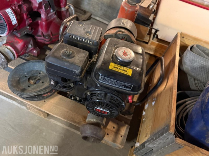 1900 Andre Membrannpumpe - Gradbena oprema: slika 1 1900 Andre Membrannpumpe - Gradbena oprema: slika 1