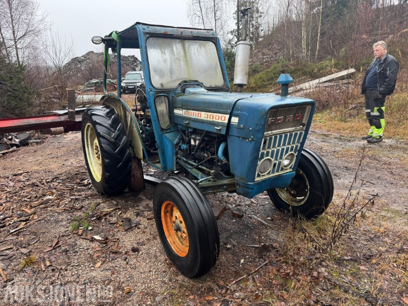1972 Ford 3000 - Med vedkløyver - Traktor: slika 3 1972 Ford 3000 - Med vedkløyver - Traktor: slika 3