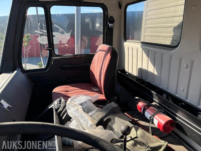 Tovornjak zabojnik 1980 Mercedes-Benz 1217 4X4 Allrad-Kipper Fahrgestell (AK/32): slika 7