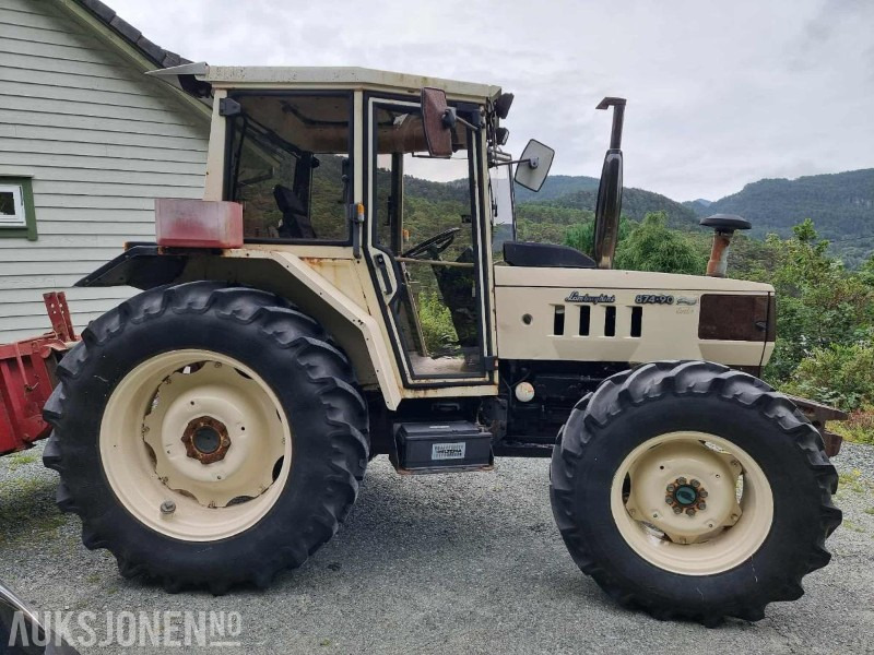 1987 Lamborghini 874-90 turbo MVA FRI SKJÆR SKUFFE 4 KJETTINGER - Traktor: slika 3 1987 Lamborghini 874-90 turbo MVA FRI SKJÆR SKUFFE 4 KJETTINGER - Traktor: slika 3