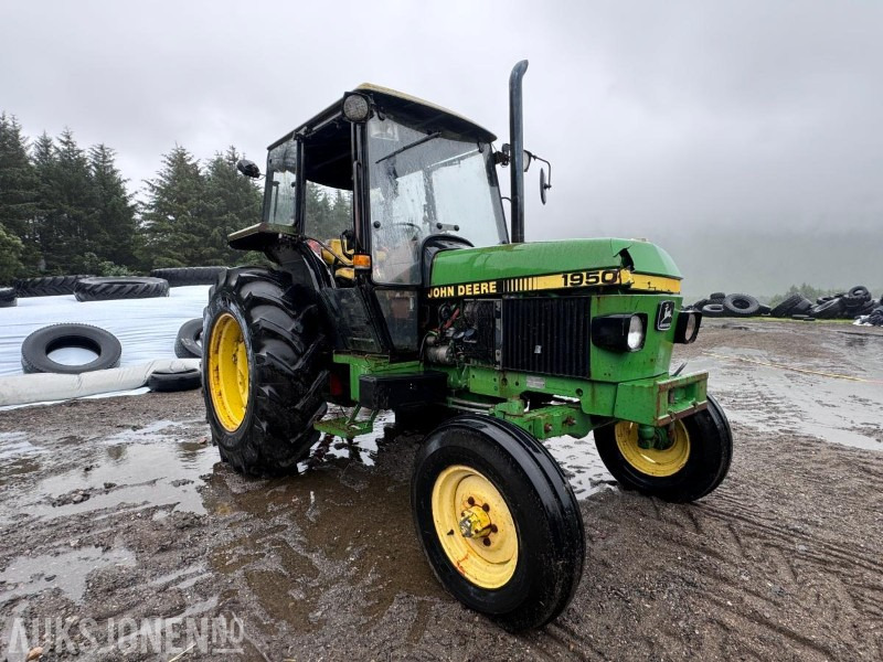 1988 John Deere 1950 POWER SYNCHRON med toppstag og triangelfeste - Traktor: slika 3 1988 John Deere 1950 POWER SYNCHRON med toppstag og triangelfeste - Traktor: slika 3