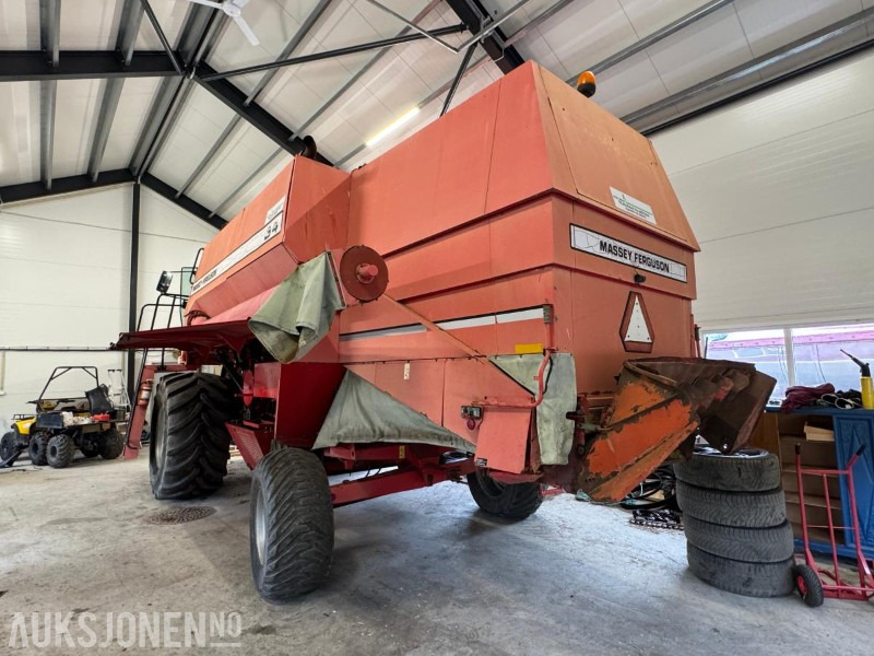 1996 Massey Ferguson MF 34 skurtresker - Kombajn harvester: slika 3 1996 Massey Ferguson MF 34 skurtresker - Kombajn harvester: slika 3