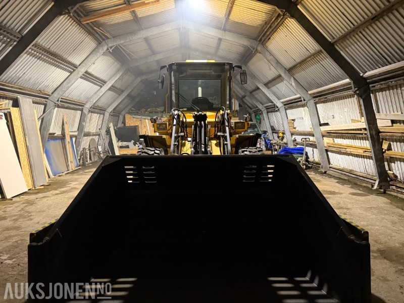 1996 Volvo L70C - Klappvinge - Sentralsmøring - 18 290t - Kolesni nakladalec: slika 2 1996 Volvo L70C - Klappvinge - Sentralsmøring - 18 290t - Kolesni nakladalec: slika 2