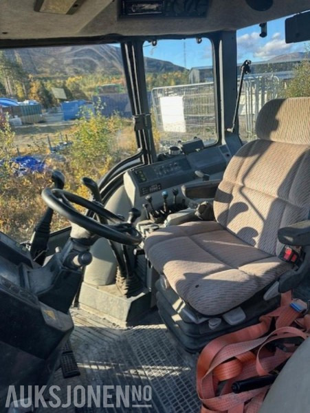 1998 Valtra 8150 traktor til salgs! - Traktor: slika 4 1998 Valtra 8150 traktor til salgs! - Traktor: slika 4