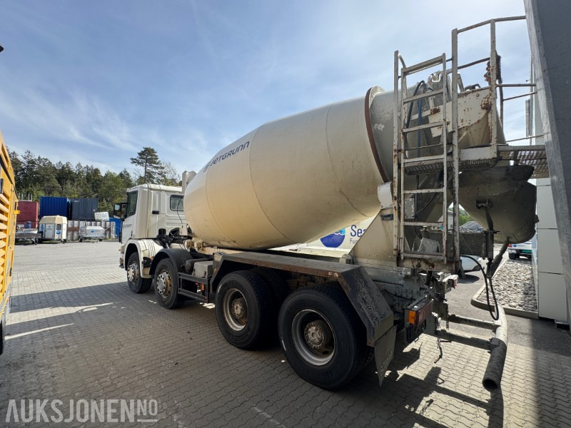 2000 Scania P-serie Betongbil P114CB 8X4 - Avtomešalec: slika 5 2000 Scania P-serie Betongbil P114CB 8X4 - Avtomešalec: slika 5