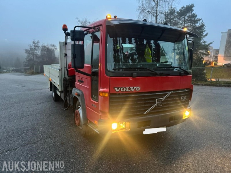 2000 Volvo FL611 med kran og plan KUN 98.766km EU OK TIL 09.12.2026 - Tovornjak z dvigalom: slika 4 2000 Volvo FL611 med kran og plan KUN 98.766km EU OK TIL 09.12.2026 - Tovornjak z dvigalom: slika 4
