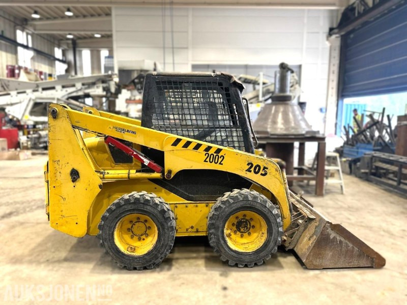 2002 Komatsu SK 81.5 kompaktlaster - Mini nakladalec: slika 2 2002 Komatsu SK 81.5 kompaktlaster - Mini nakladalec: slika 2