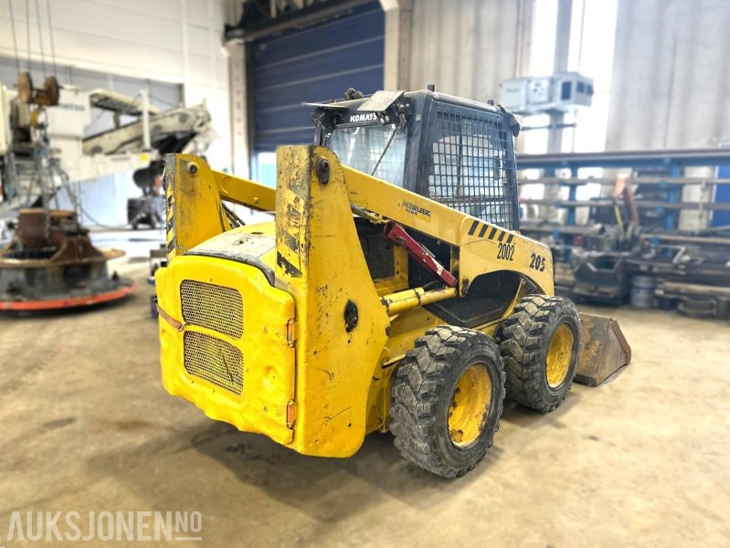 2002 Komatsu SK 81.5 kompaktlaster - Mini nakladalec: slika 3 2002 Komatsu SK 81.5 kompaktlaster - Mini nakladalec: slika 3
