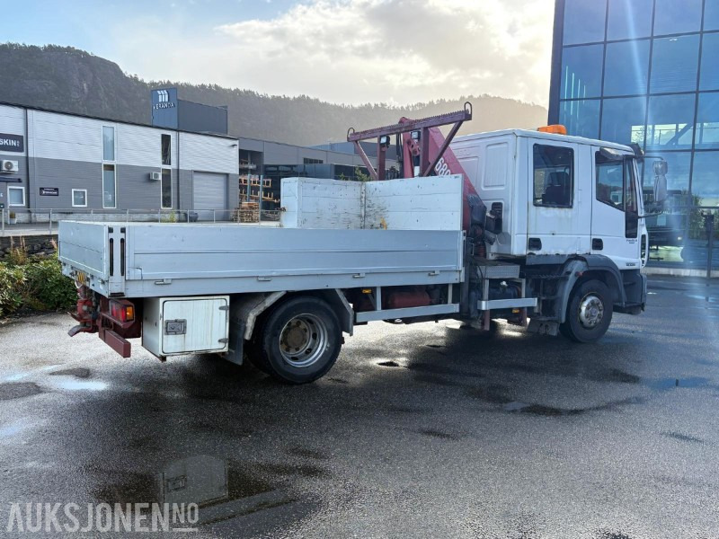 2004 Iveco 120E24 EUROCARGO kranbil - registrert for 5 sitteplasser - Tovornjak z dvigalom: slika 3 2004 Iveco 120E24 EUROCARGO kranbil - registrert for 5 sitteplasser - Tovornjak z dvigalom: slika 3
