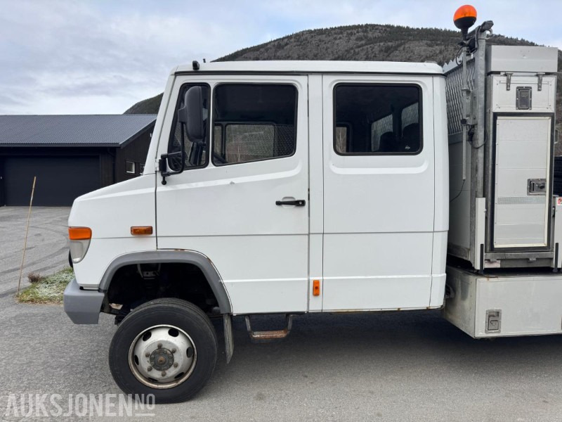 2005 Mercedes-Benz 815Da/37-Vn 4X4 linjebil med kran og masse utstyr - Tovornjak z dvigalom: slika 3 2005 Mercedes-Benz 815Da/37-Vn 4X4 linjebil med kran og masse utstyr - Tovornjak z dvigalom: slika 3