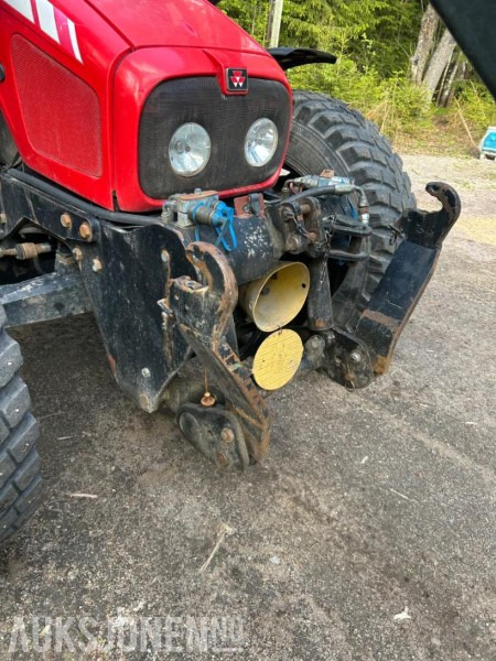 2006 Massey Ferguson 6455 - Traktor: slika 3 2006 Massey Ferguson 6455 - Traktor: slika 3