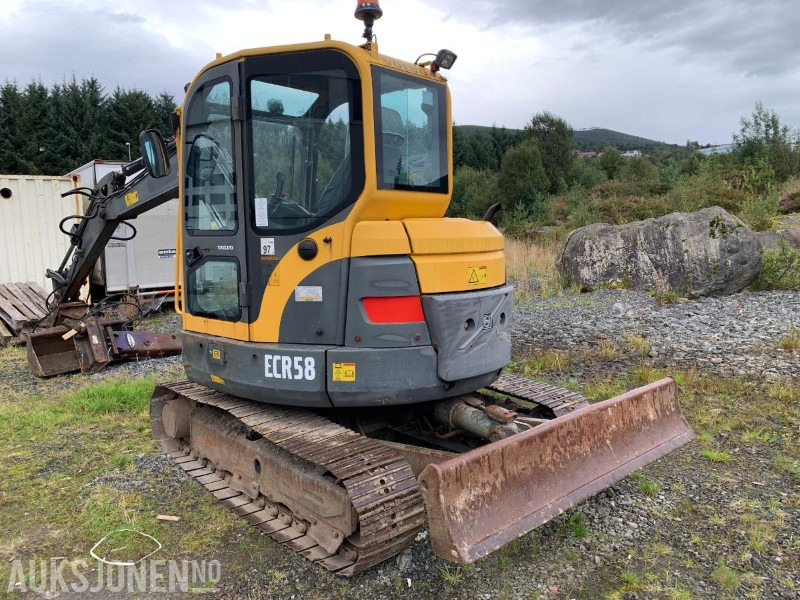 2007 Volvo ECR 58 - 6 Tonns gravemaskin - Sertifisert - Mye tilbehør - Bager: slika 2 2007 Volvo ECR 58 - 6 Tonns gravemaskin - Sertifisert - Mye tilbehør - Bager: slika 2