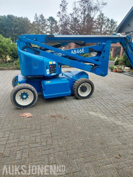 2008 UpRight AB46E bomlift med knekkarm - Arbeidshøyde 16,1 m. - Vekt: 6 700 kg - Timer: 217! - Dvižna ploščad: slika 3 2008 UpRight AB46E bomlift med knekkarm - Arbeidshøyde 16,1 m. - Vekt: 6 700 kg - Timer: 217! - Dvižna ploščad: slika 3