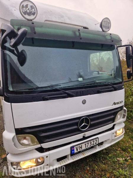 2009 Mercedes-Benz ATEGO 818L todelt skap Bodel Hengerfeste - Tovornjak zabojnik: slika 3 2009 Mercedes-Benz ATEGO 818L todelt skap Bodel Hengerfeste - Tovornjak zabojnik: slika 3